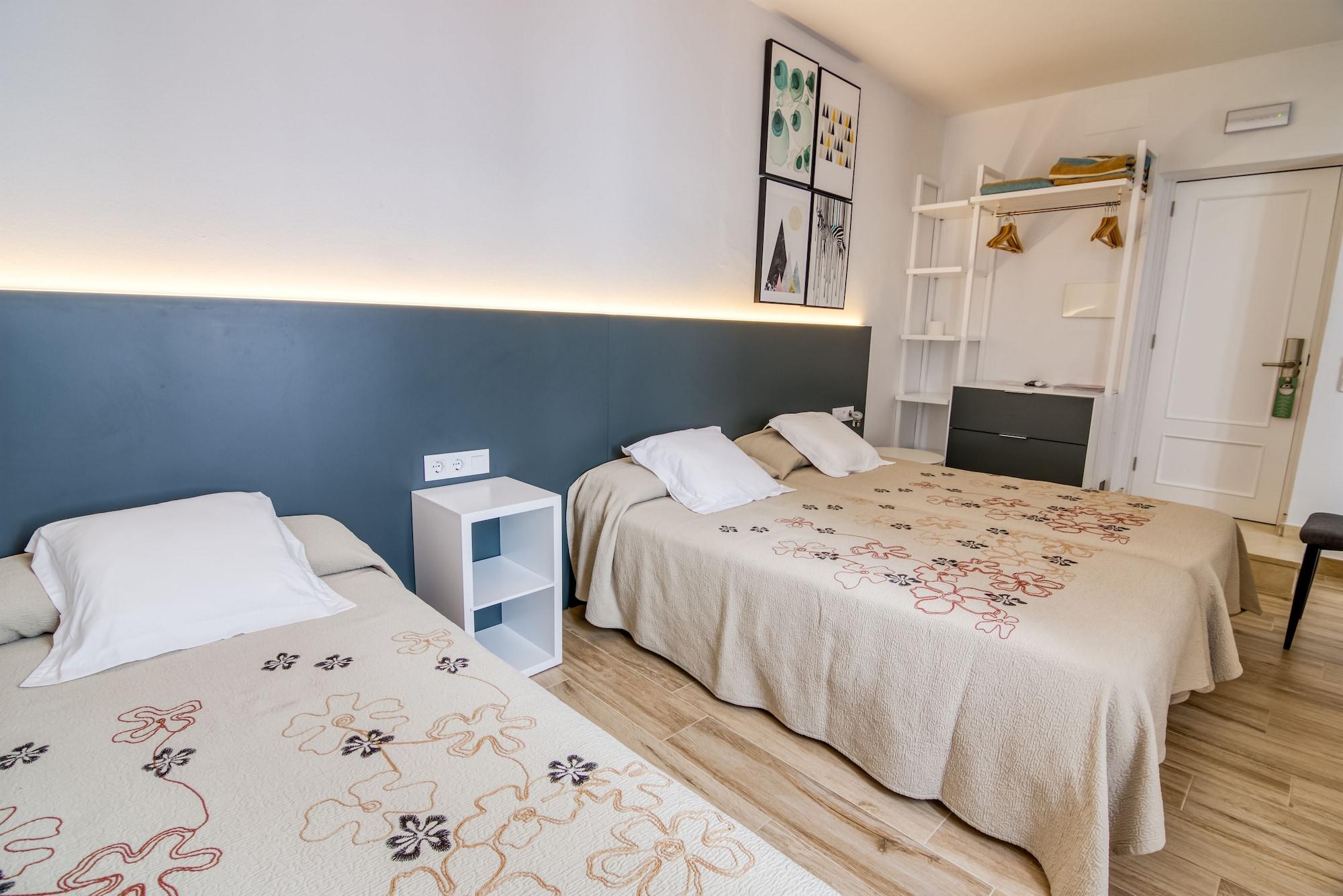 Hostal La Isla Mahón Exteriör bild