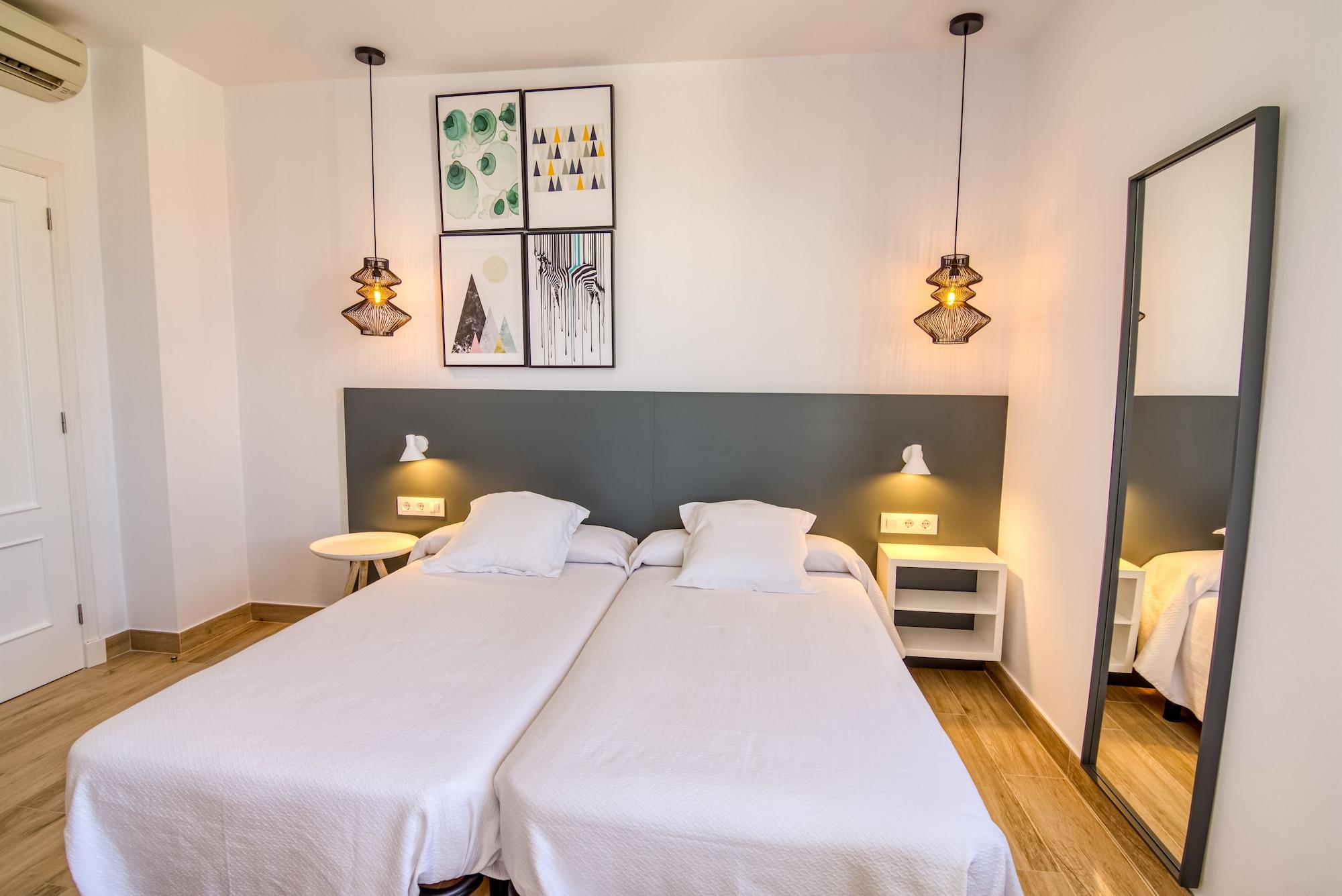Hostal La Isla Mahón Exteriör bild