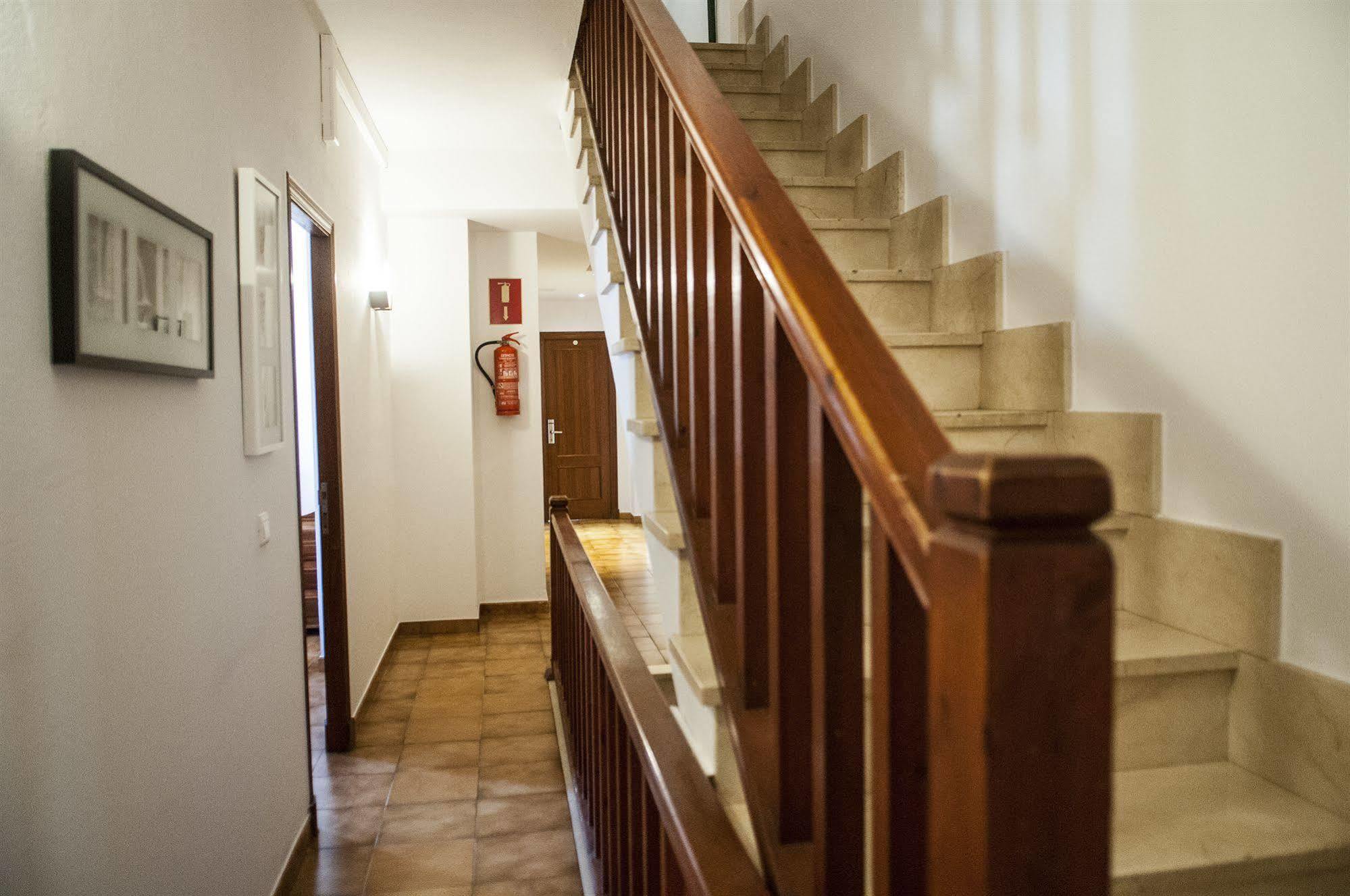 Hostal La Isla Mahón Exteriör bild